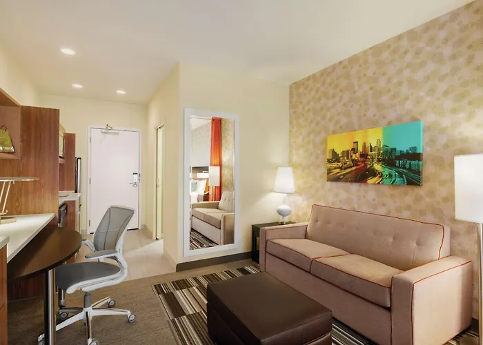 Home2 By Hilton Minneapolis 3*