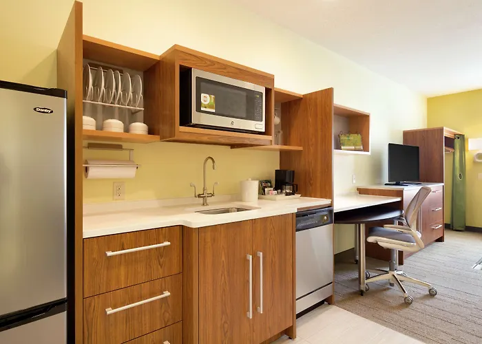 Home2 By Hilton Minneapolis 3*