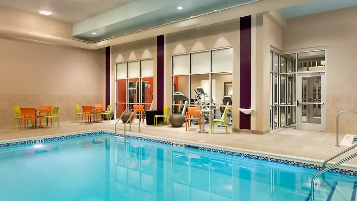 Hotel Home2 By Hilton Minneapolis